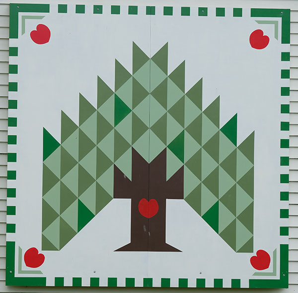 tree of life barn quilt